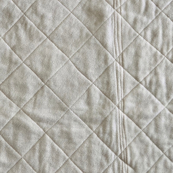 Handmade Patchwork Quilt 53x48” Colorful Vintage Fabric Mix Cozy Lap Throw - Picture 6 of 6